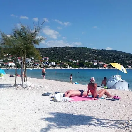 Apartment In With Seaview, Balcony, Air Condition, Wifi
